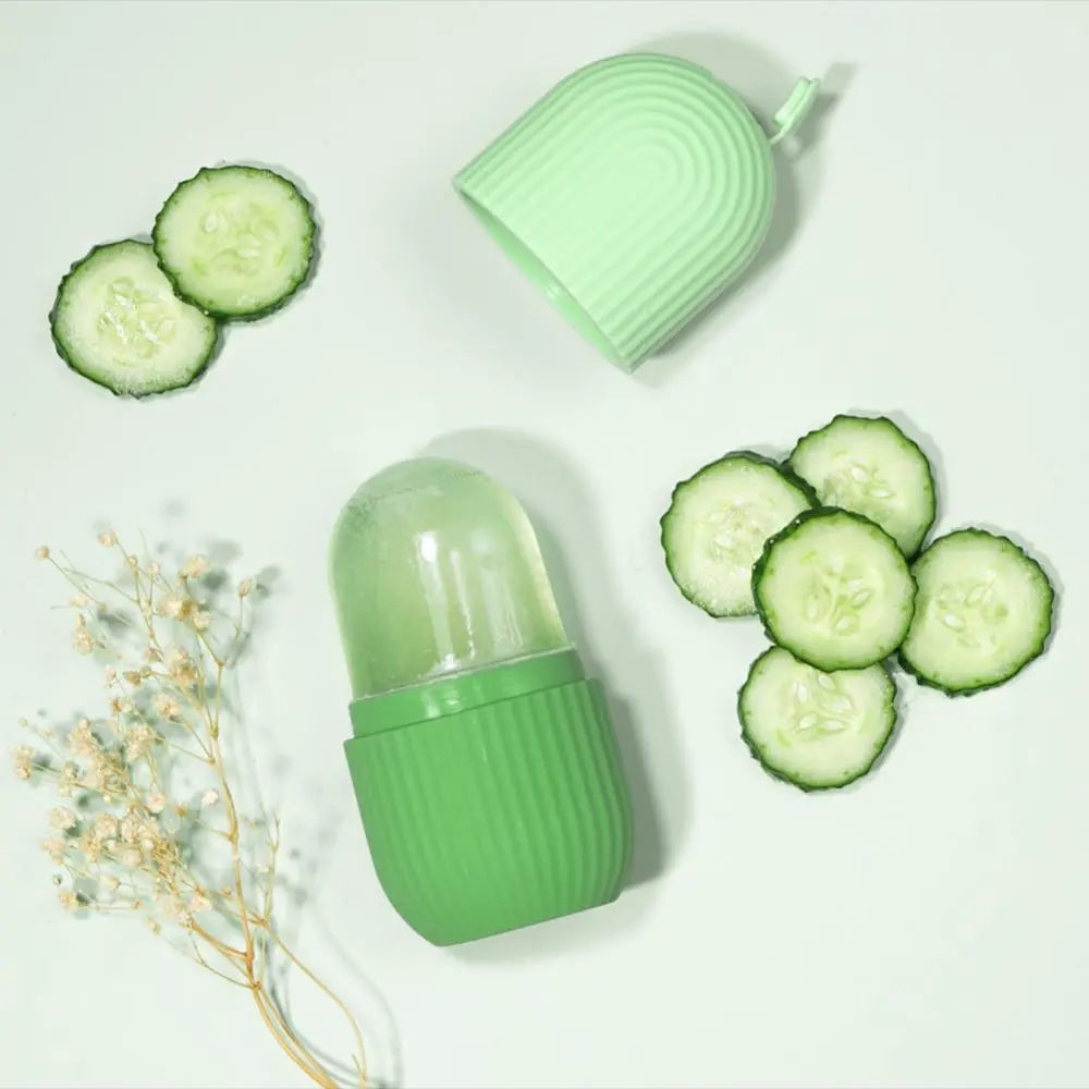 Silicone Cube Tray & Facial Ice Roller – Erfrischende Gesichts-Massage